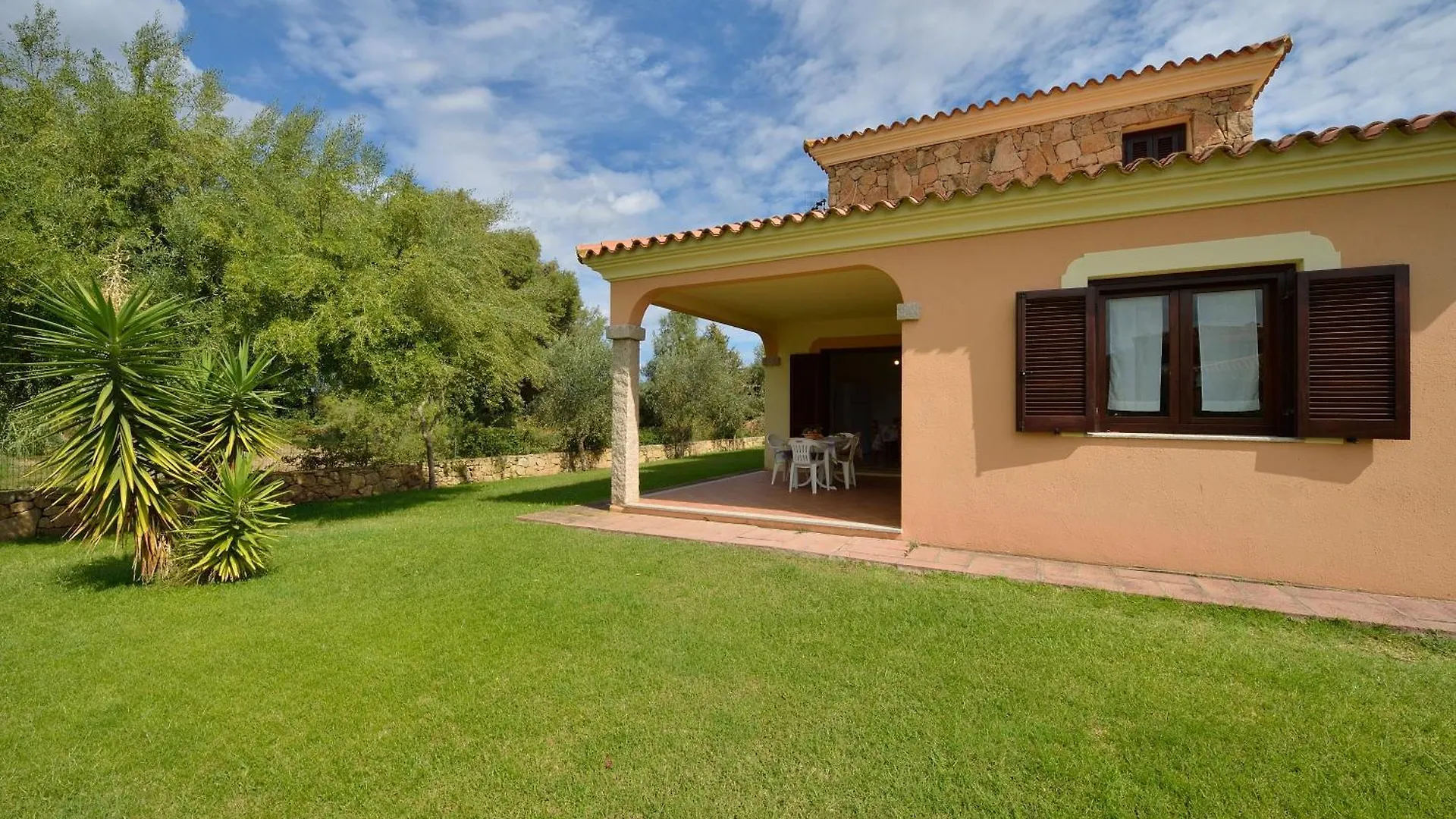 Residence Le Canne San Teodoro