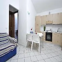 Residence Le Canne San Teodoro