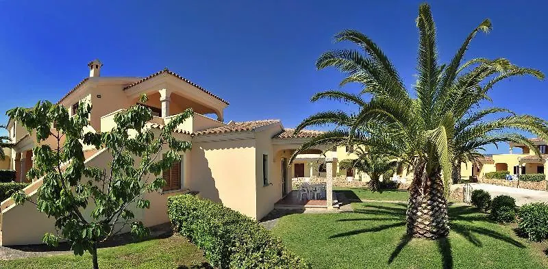 Residence Le Canne San Teodoro
