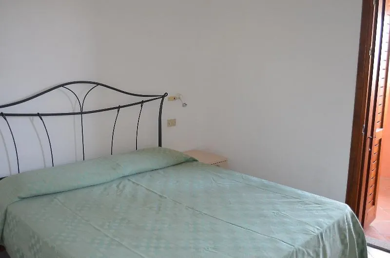 Residence Le Canne San Teodoro